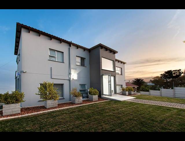 1 BEDROOM PROPERTY TO RENT IN DANA BAY